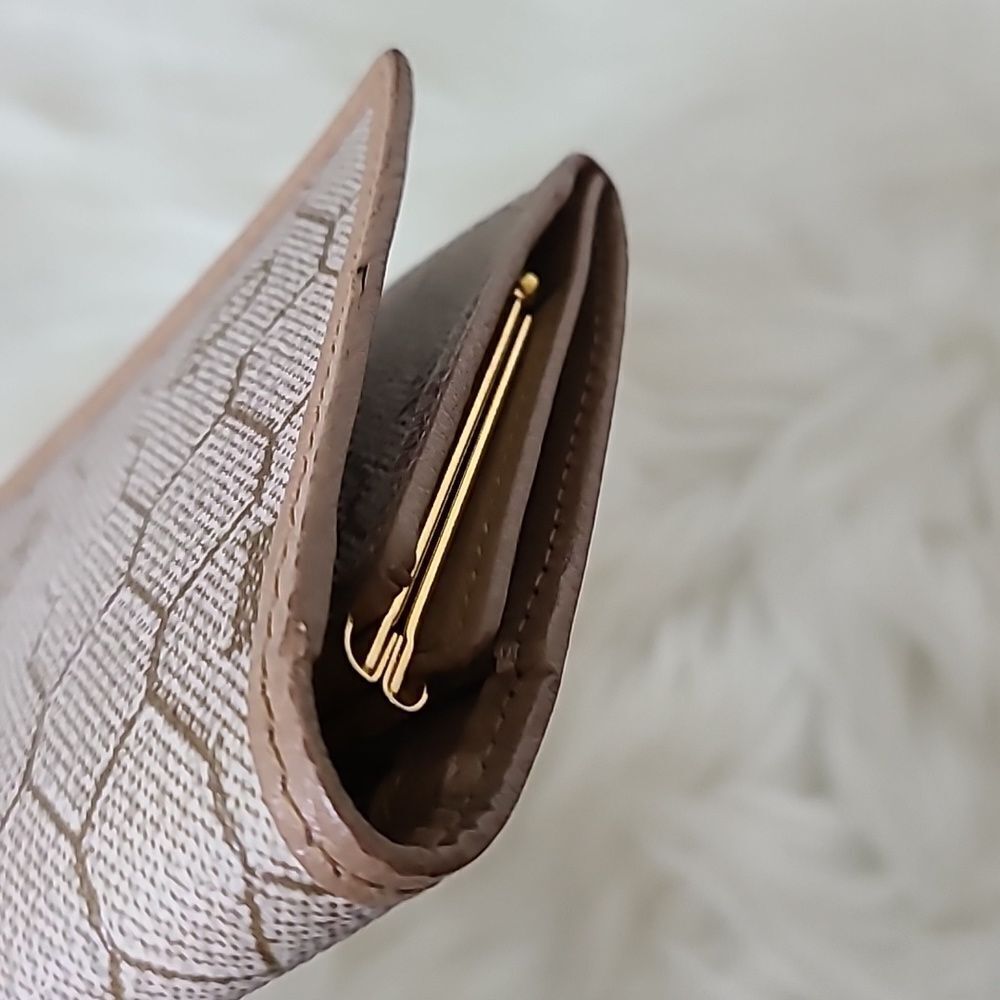💯Authentic Christian Dior Long Wallet🍀 - Picture 9 of 10